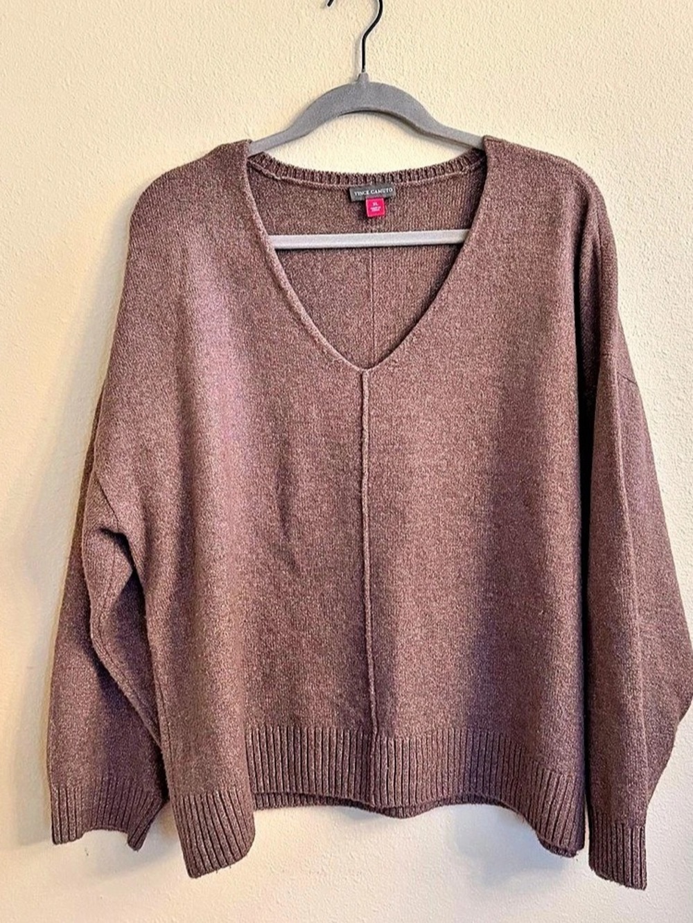 Vince Camuto V-neck Visible Seam Sweater Purple 17XL
